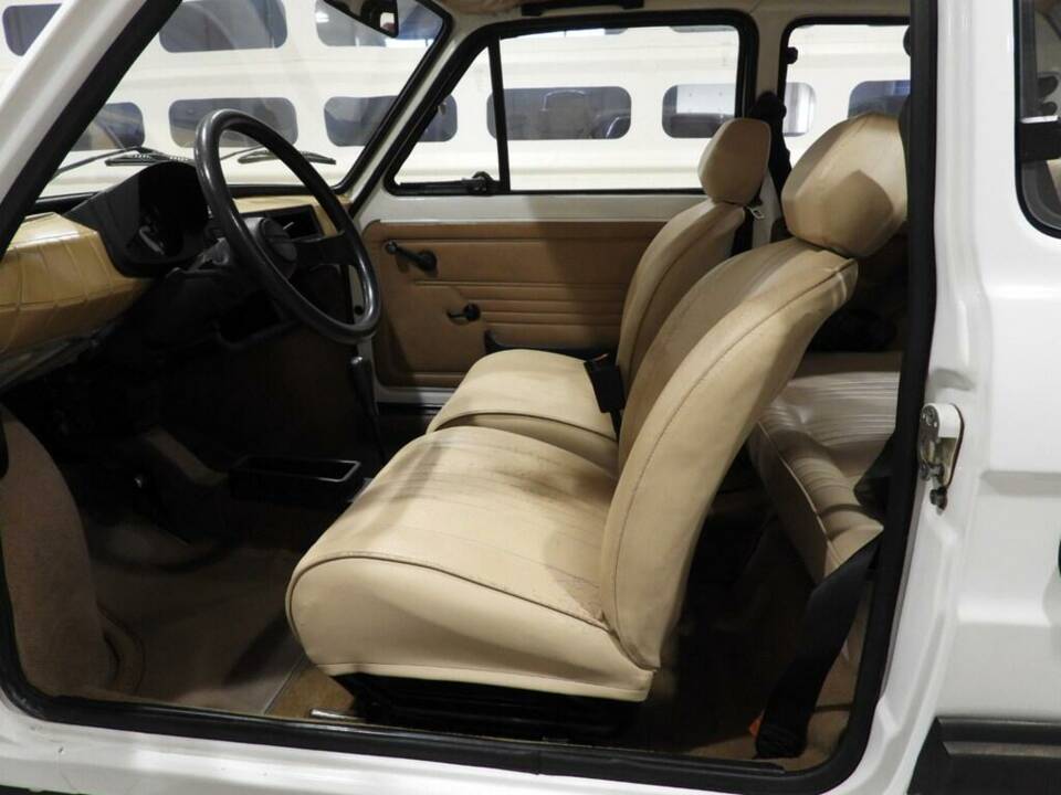 Bild 5/15 von Polski FIAT 126p (1982)