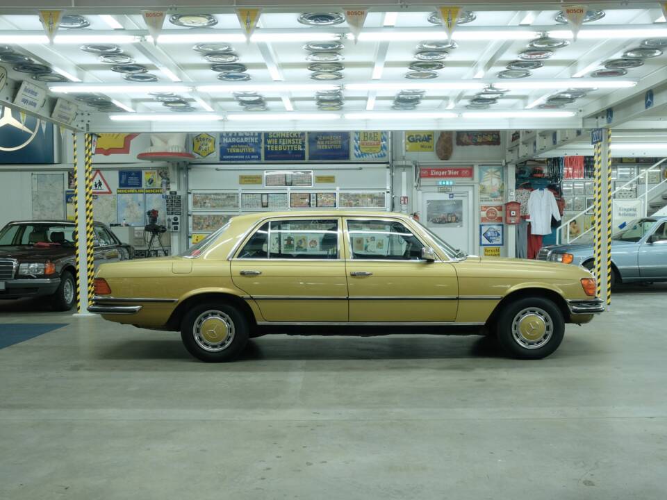 Image 13/76 of Mercedes-Benz 350 SEL (1977)