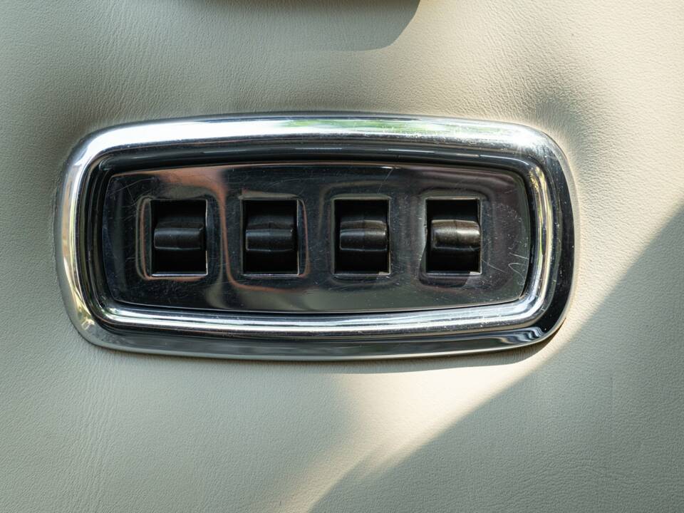 Bild 35/50 von Rolls-Royce Silver Shadow I (1972)