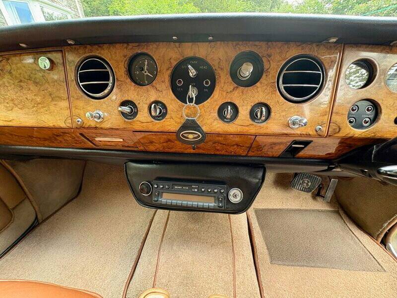 Afbeelding 44/56 van Bentley T 1 (1969)