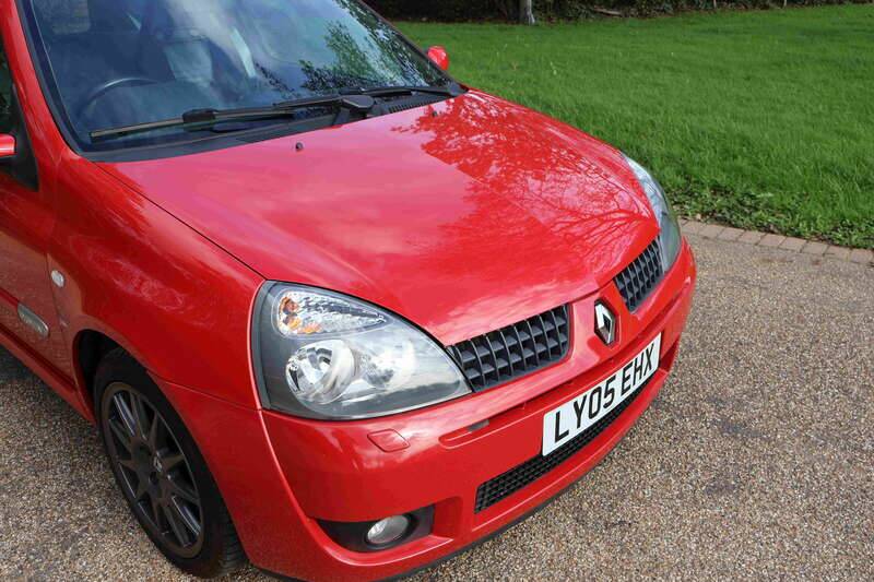 Imagen 7/34 de Renault Clio II RS 182 Cup (2005)