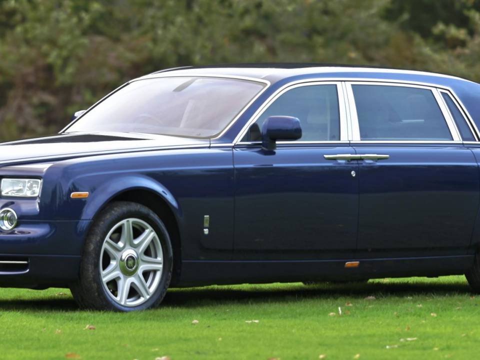 Image 1/49 of Rolls-Royce Phantom VII (2009)