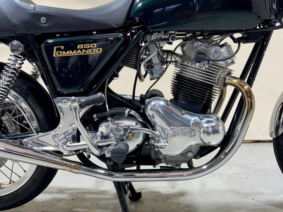 Image 3/16 of Norton Commando 850 Roadster (1975)