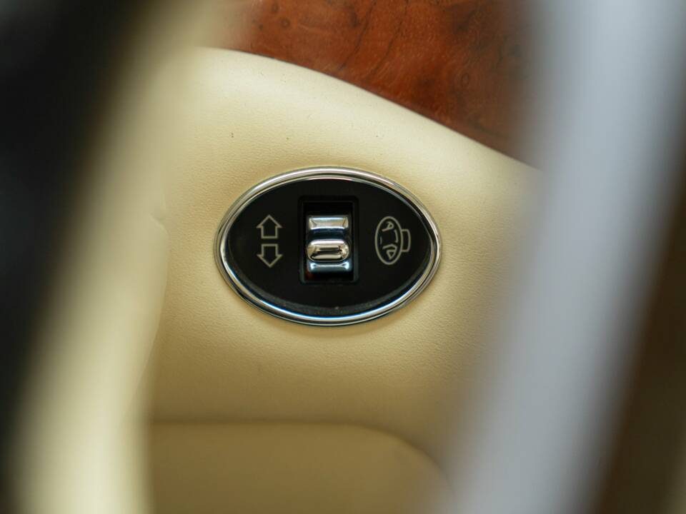 Image 20/40 of Bentley Arnage Green Label (1999)