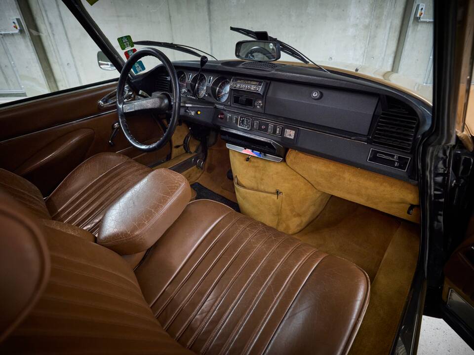 Image 70/99 of Citroën DS 23 Injection (1973)