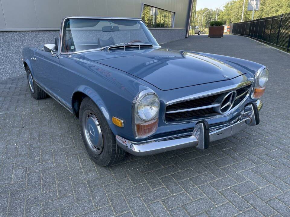 Image 5/36 of Mercedes-Benz 280 SL (1971)