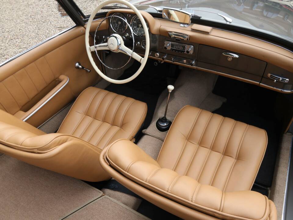 Image 50/50 of Mercedes-Benz 190 SL (1956)
