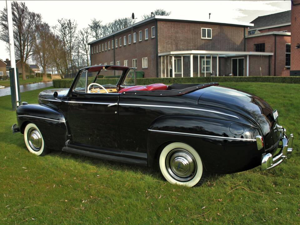 Afbeelding 11/68 van Ford Super Deluxe (1941)