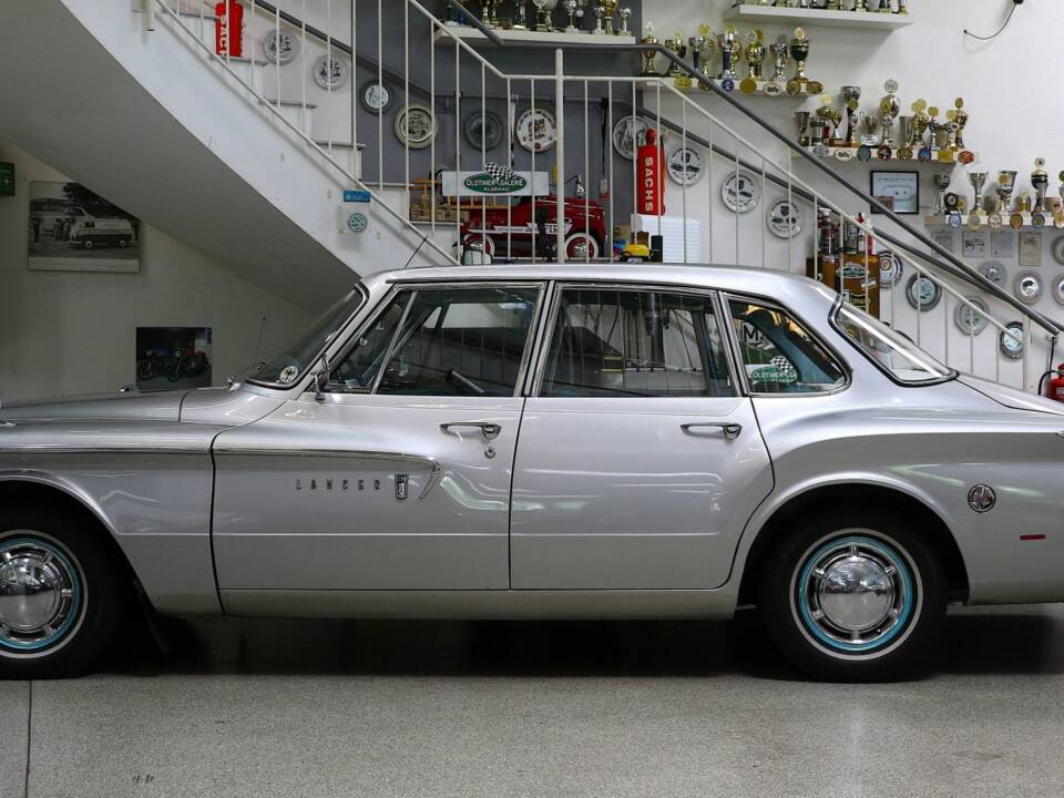Immagine 4/15 di Dodge Lancer Sedan (1961)