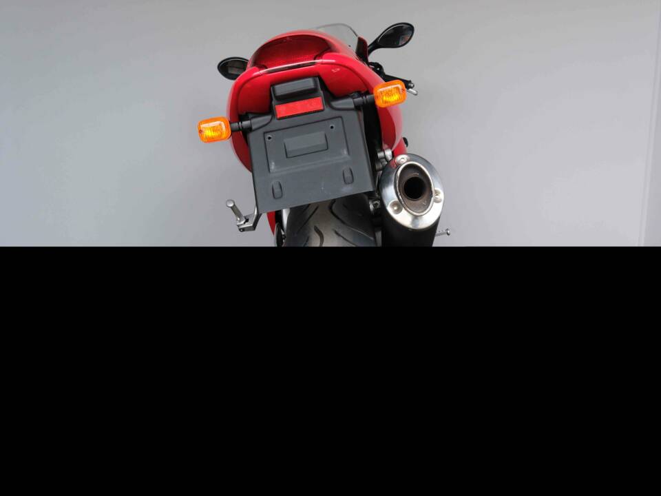 Image 14/66 of Triumph Daytona T595 (1998)