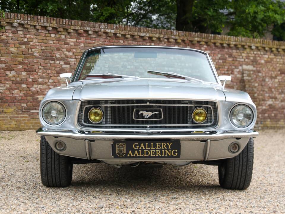 Image 11/50 of Ford Mustang GT (1968)