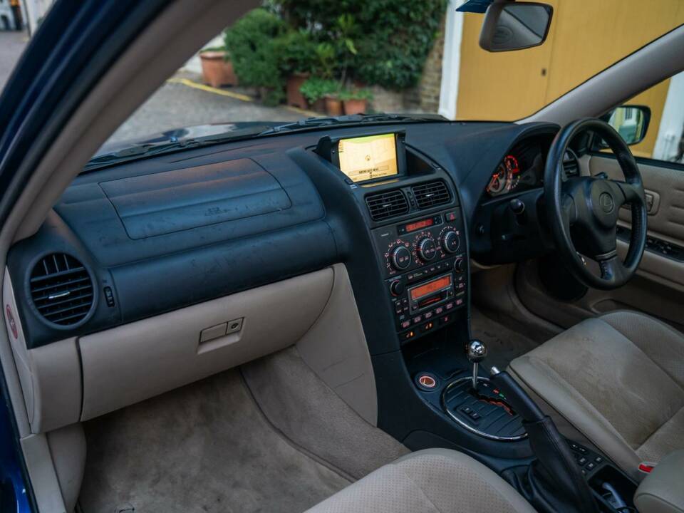 Bild 8/50 von Lexus IS 200 (2002)