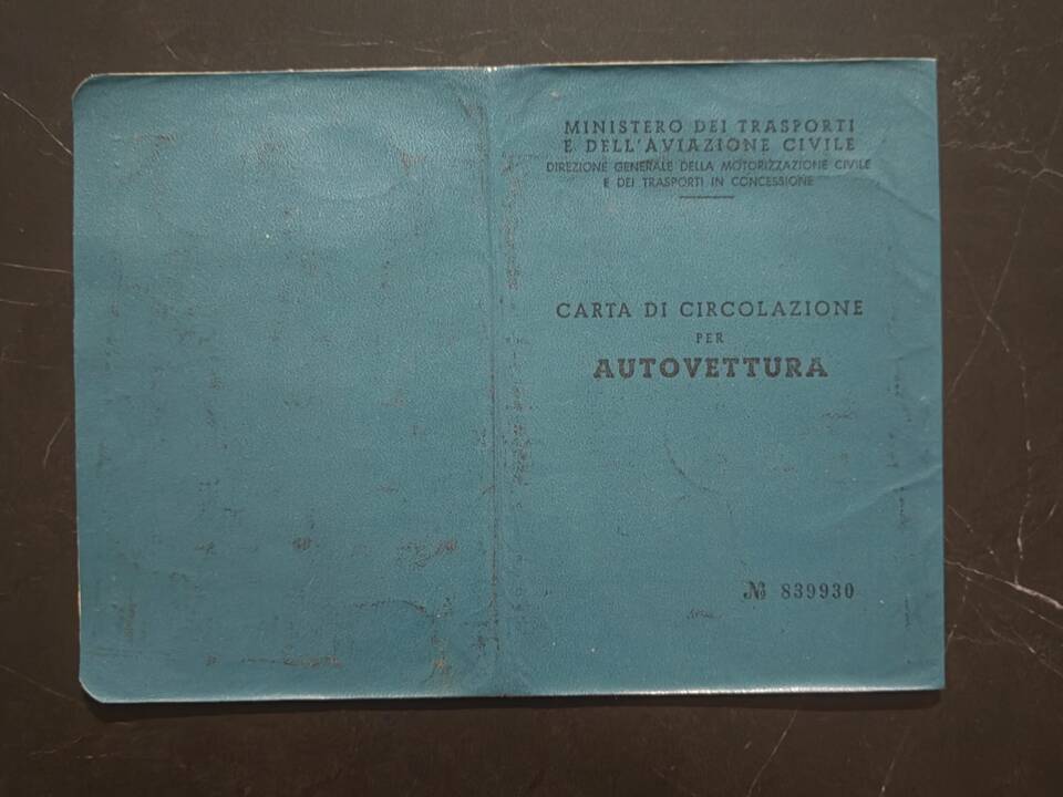 Image 14/21 of FIAT 500 L (1971)