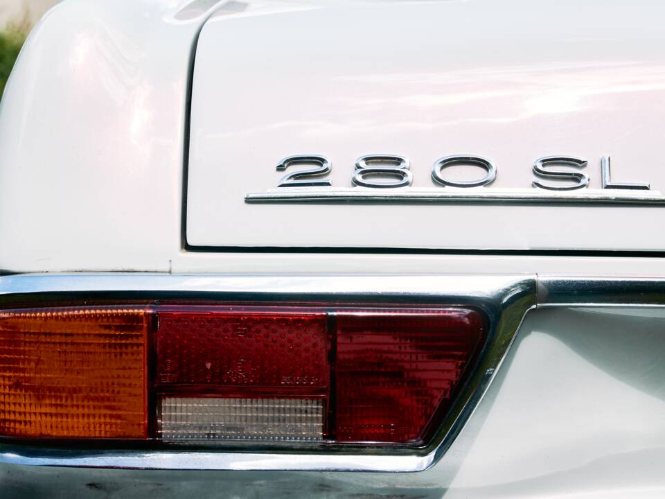 Bild 37/106 von Mercedes-Benz 280 SL (1969)