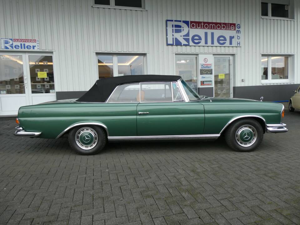 Afbeelding 7/26 van Mercedes-Benz 280 SE 3,5 (1970)