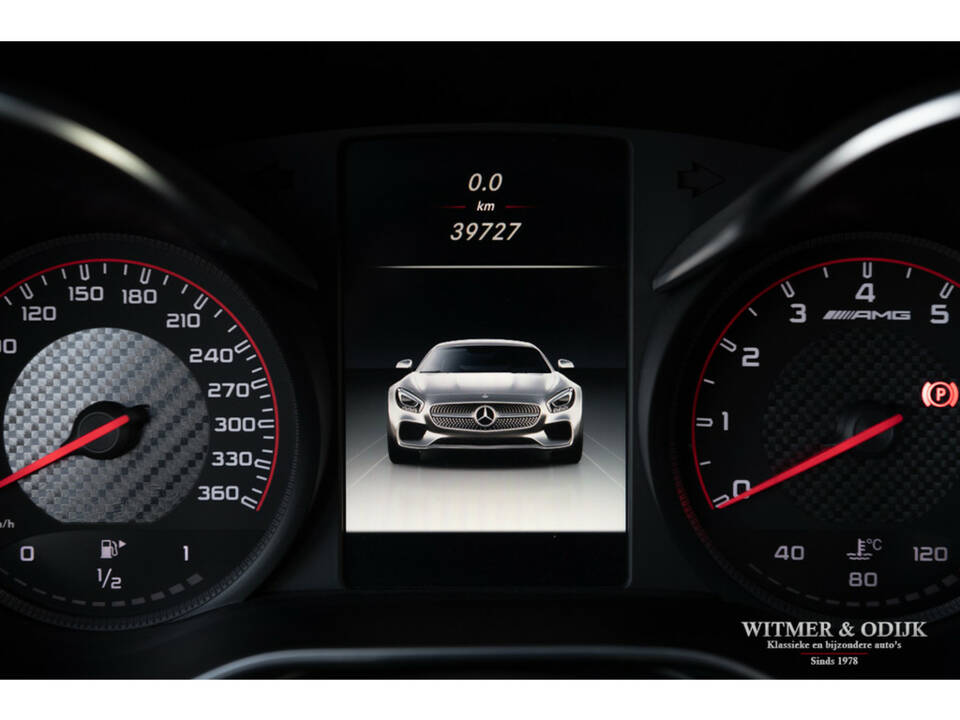 Image 27/43 of Mercedes-Benz C 63 S AMG (2015)