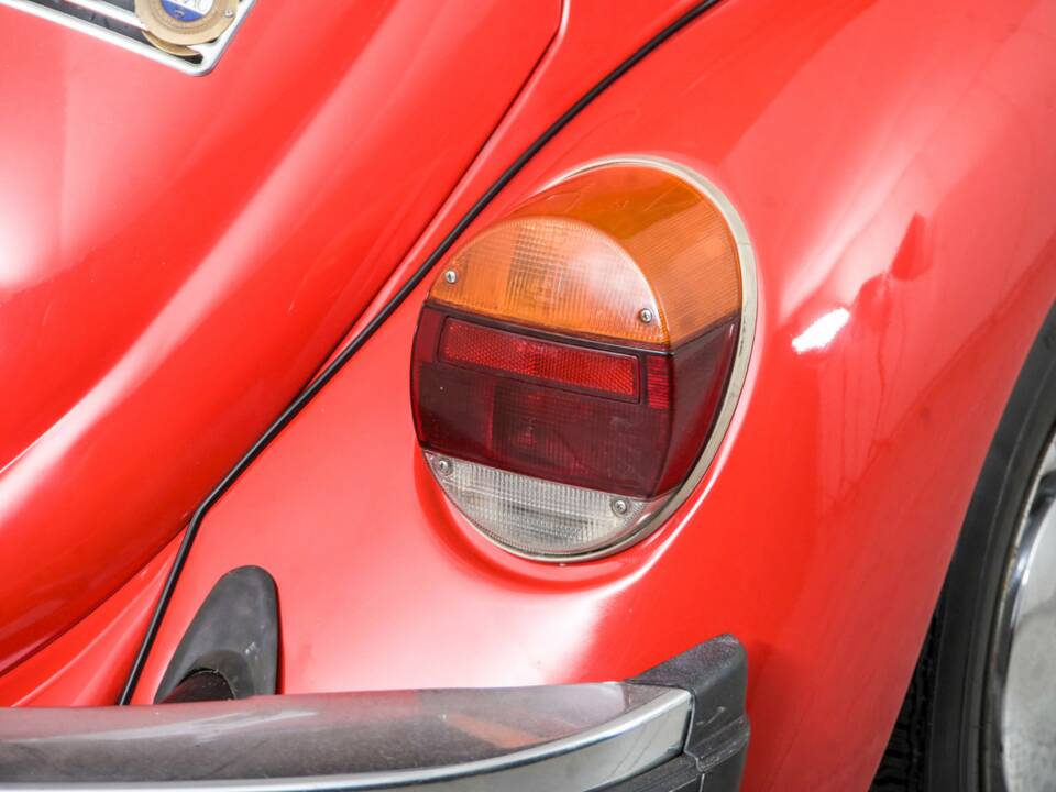 Bild 28/50 von Volkswagen Käfer 1303 LS (1974)