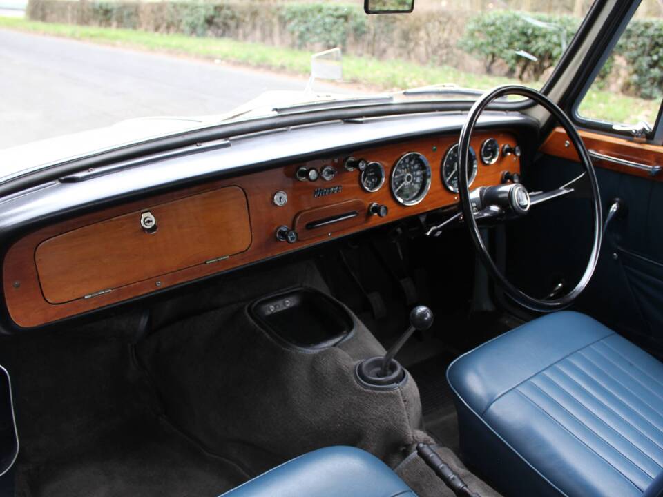 Image 11/19 of Triumph Vitesse 6 (1966)