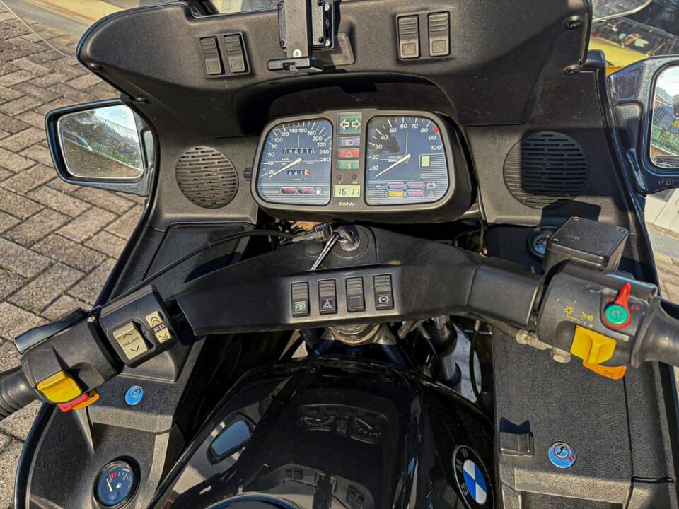 Image 9/13 of BMW K 1100 LT (1994)