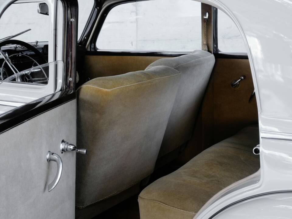 Image 7/45 of Mercedes-Benz 170 DS (1953)