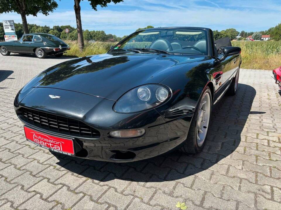 Bild 16/19 von Aston Martin DB 7 Volante (1998)