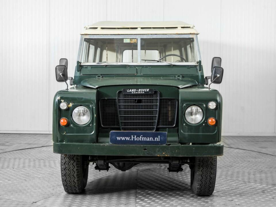 Image 14/50 of Land Rover 109 (1978)