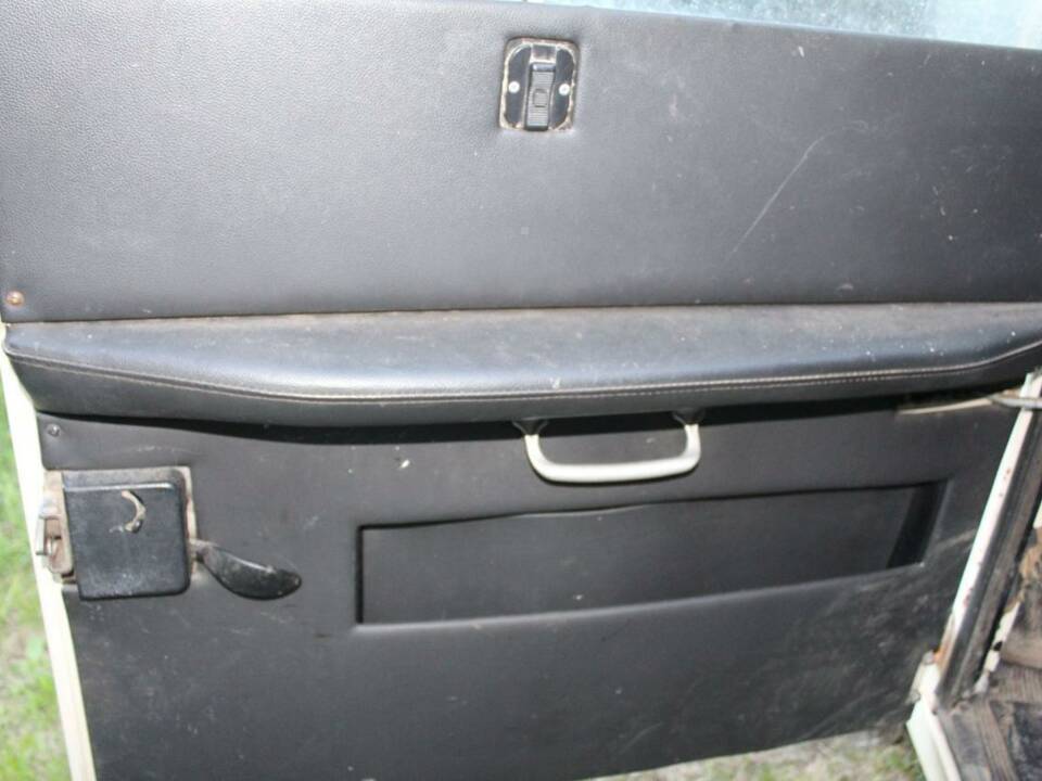 Image 33/33 of Land Rover 88 (1984)