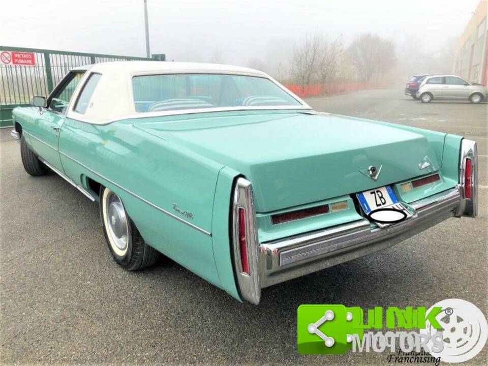 Bild 4/10 von Cadillac Coupe DeVille (1976)