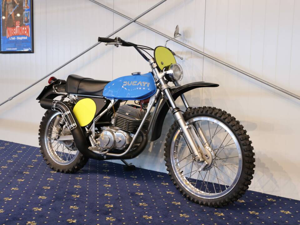 Image 1/25 of Ducati Regolarità 125 (1900)