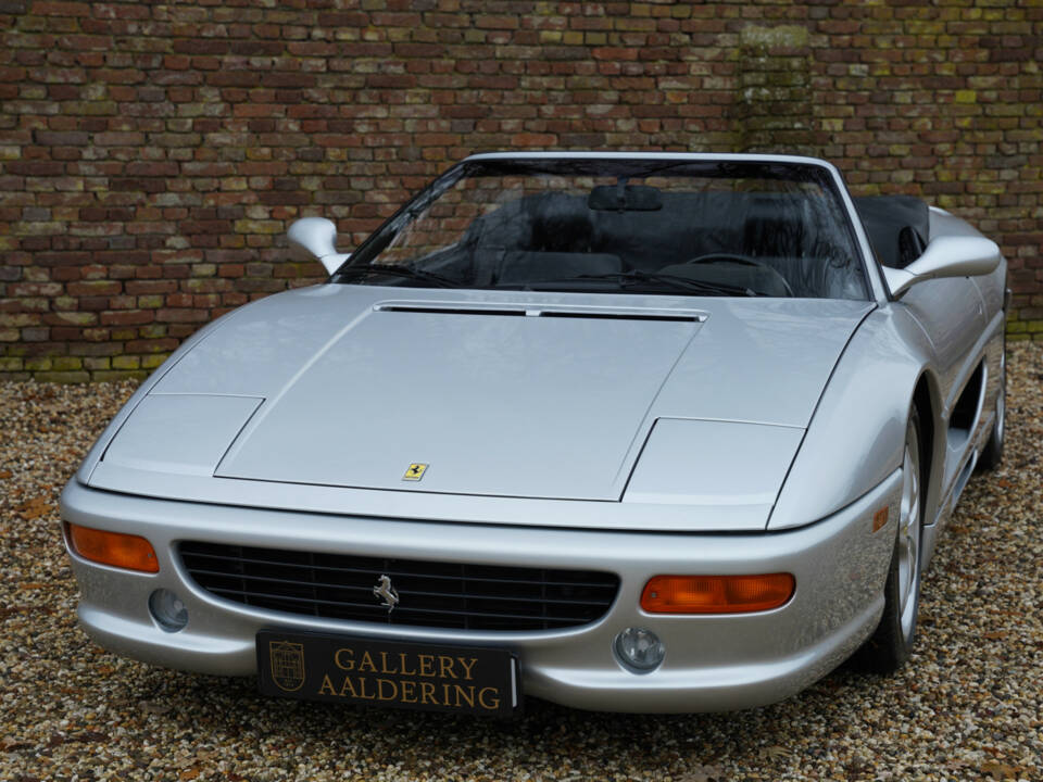 Image 20/50 of Ferrari F 355 Spider (1999)