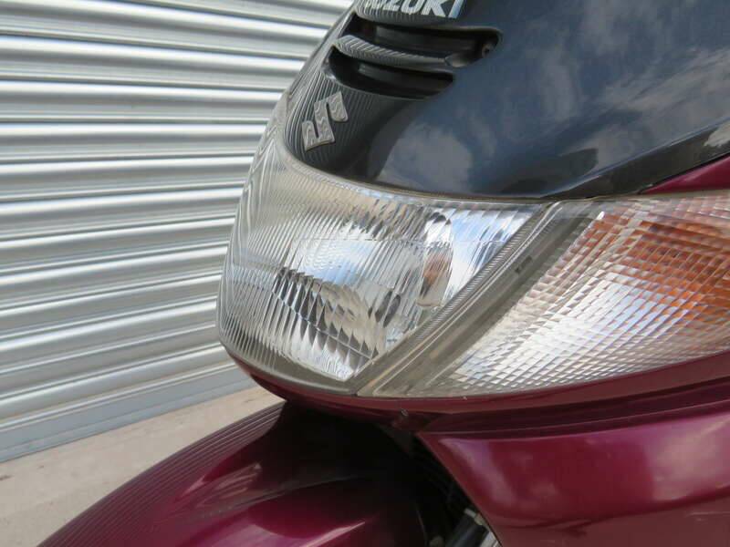 Bild 9/32 von Suzuki Burgman AN 250 (1998)