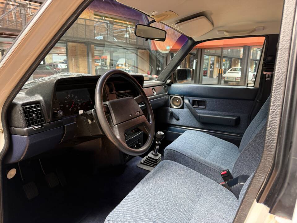 Bild 17/43 von Volvo 240 (1989)