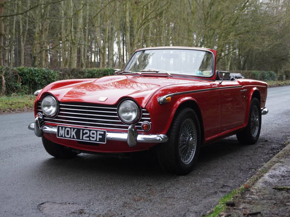Image 3/21 of Triumph TR 5 PI (1968)