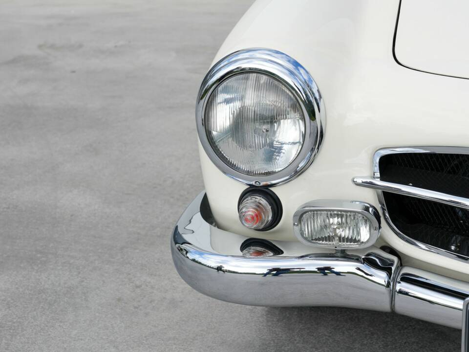 Afbeelding 14/35 van Mercedes-Benz 190 SL (1959)