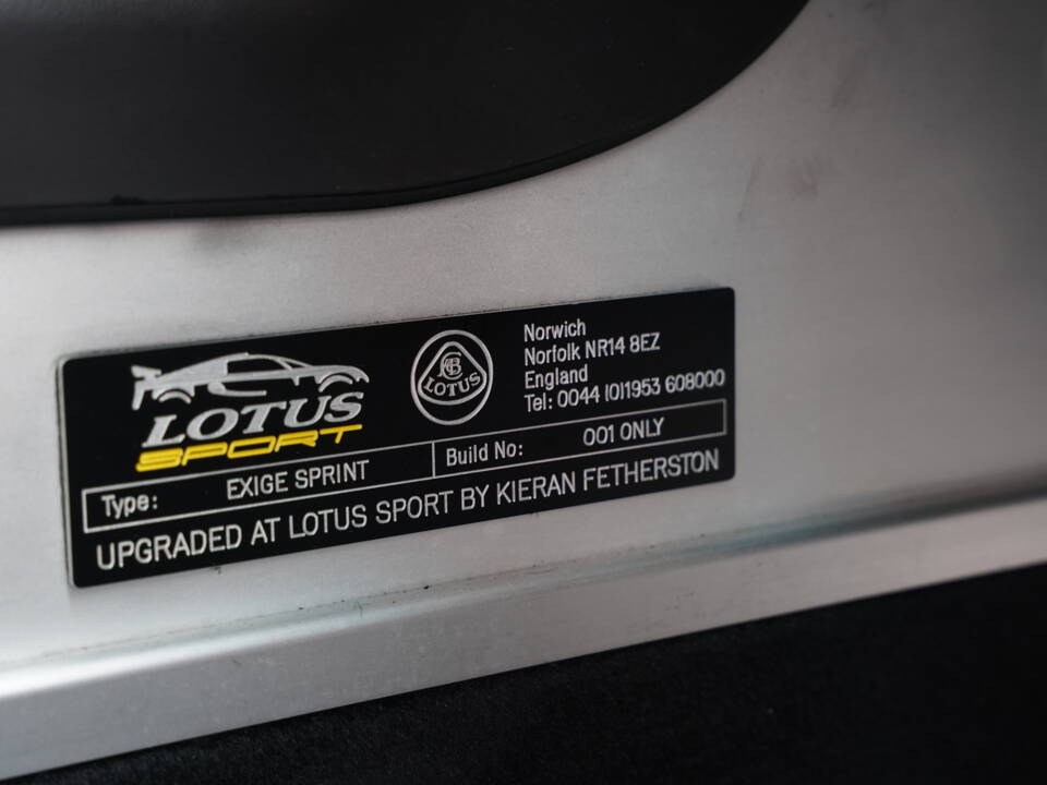 Image 22/50 of Lotus Exige S 240 (2008)