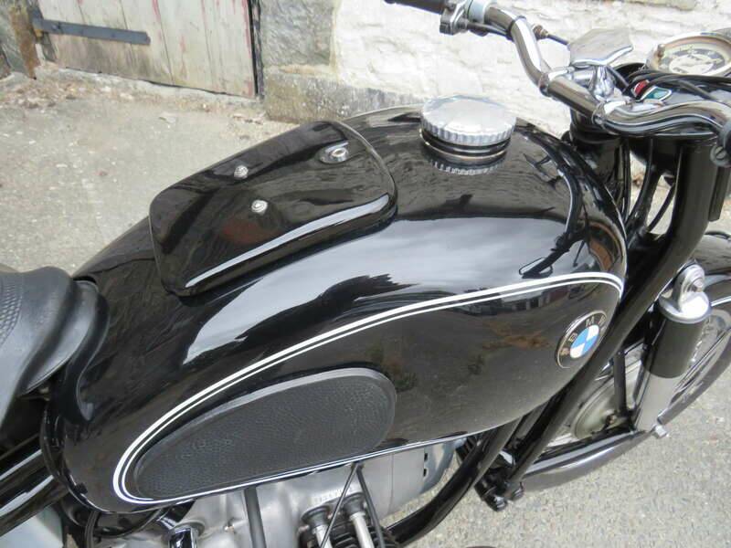 Image 13/43 of BMW R 60/2 (1963)