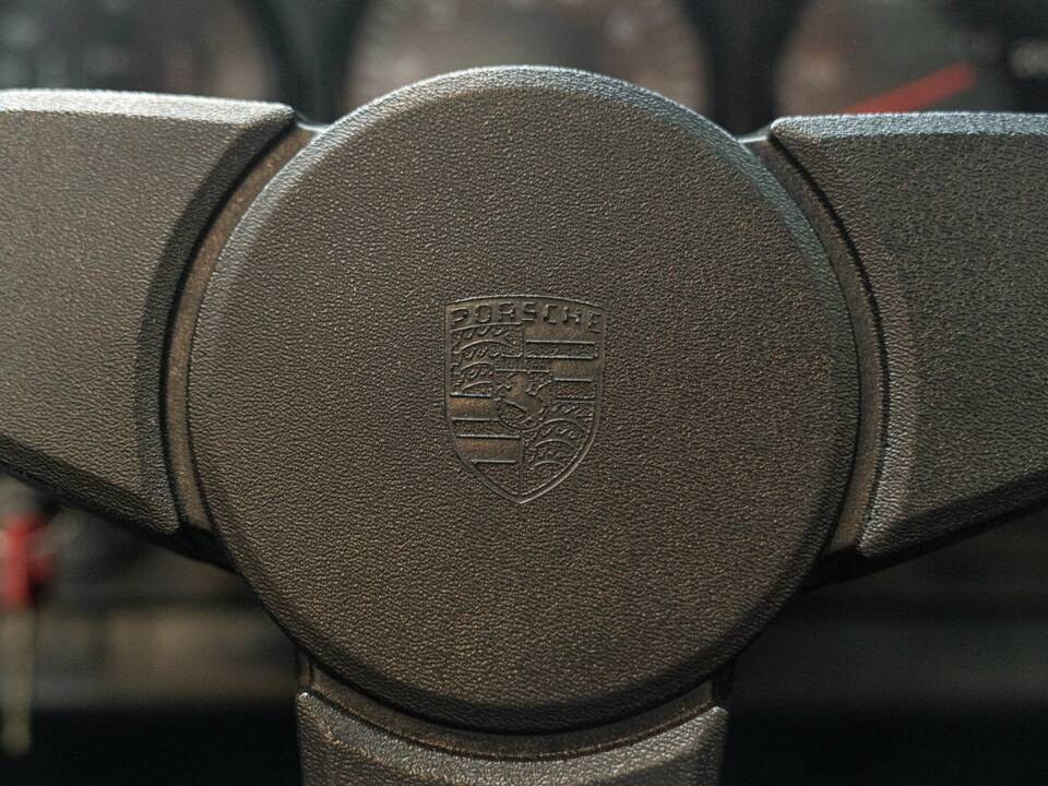 Image 43/50 of Porsche 911 Carrera 2.7 (1975)