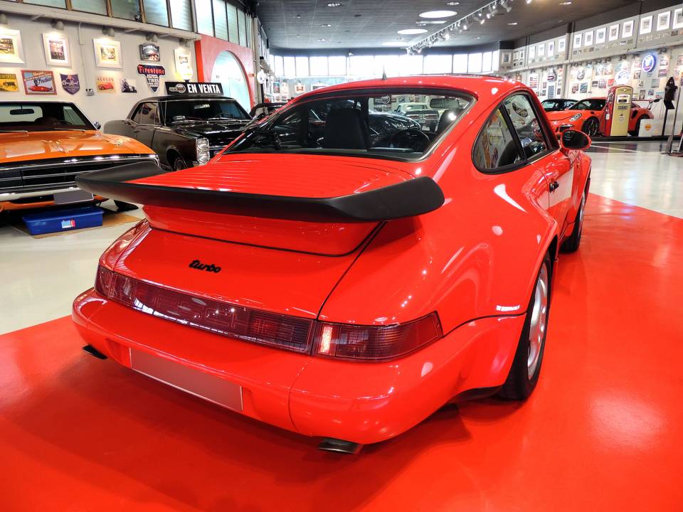 Imagen 8/21 de Porsche 911 Turbo 3.3 (1991)