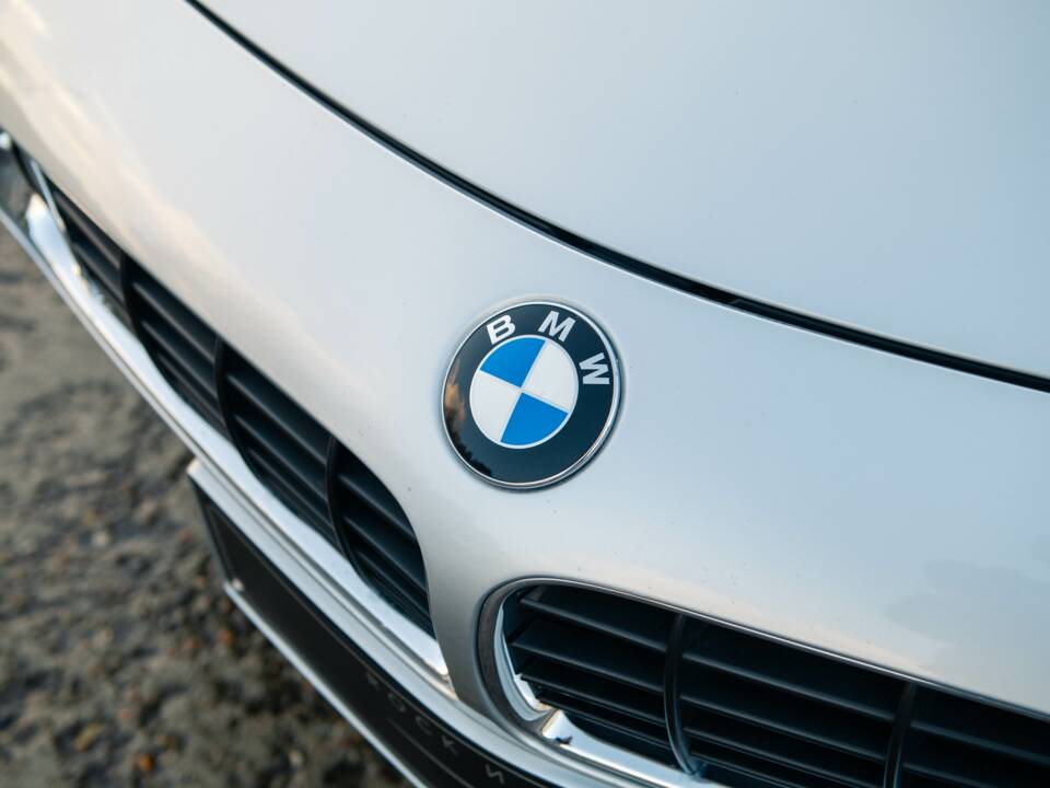 Bild 15/31 von BMW Z8 (2000)