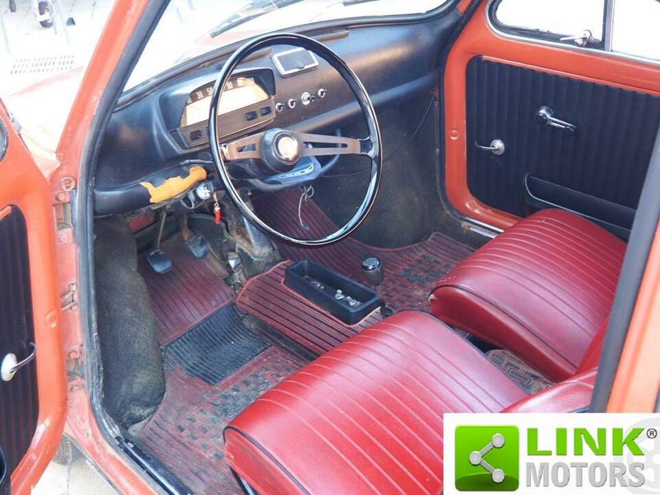 Image 9/10 of FIAT 500 L (1970)