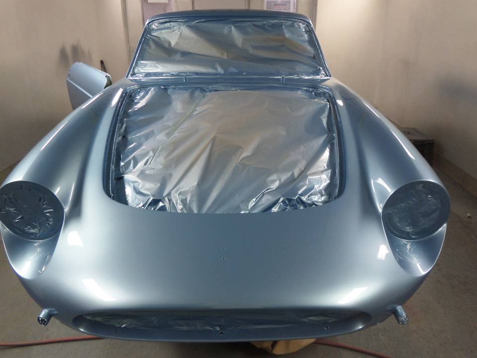 Image 34/50 de Ferrari 330 GTC (1967)