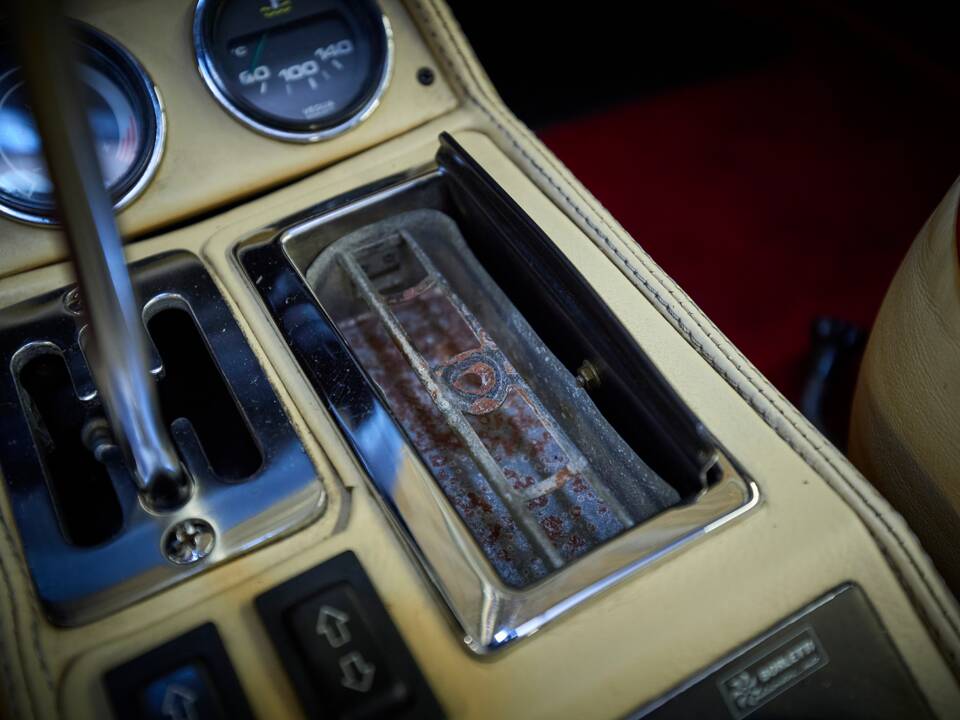 Afbeelding 85/100 van Ferrari 208 GTB Turbo (1982)