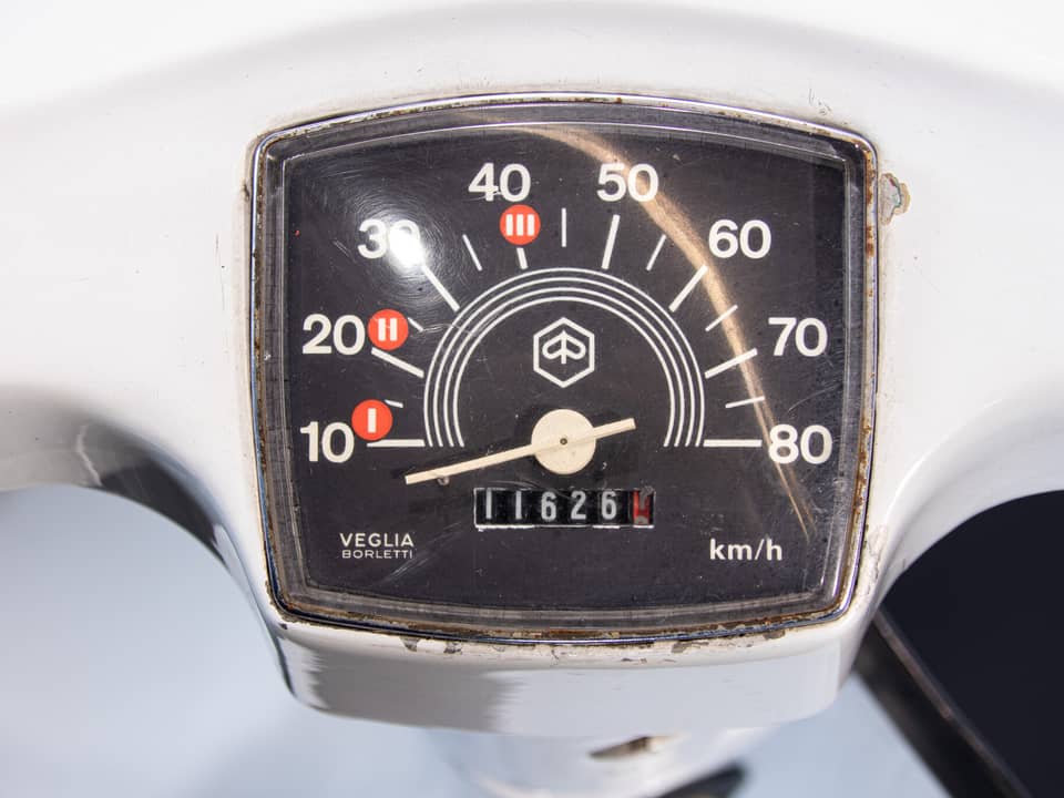 Image 44/50 of Piaggio Vespa 50 Special (1972)