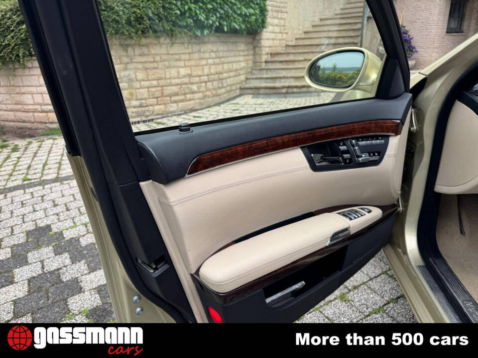 Image 15/15 de Mercedes-Benz S 600 L (2006)