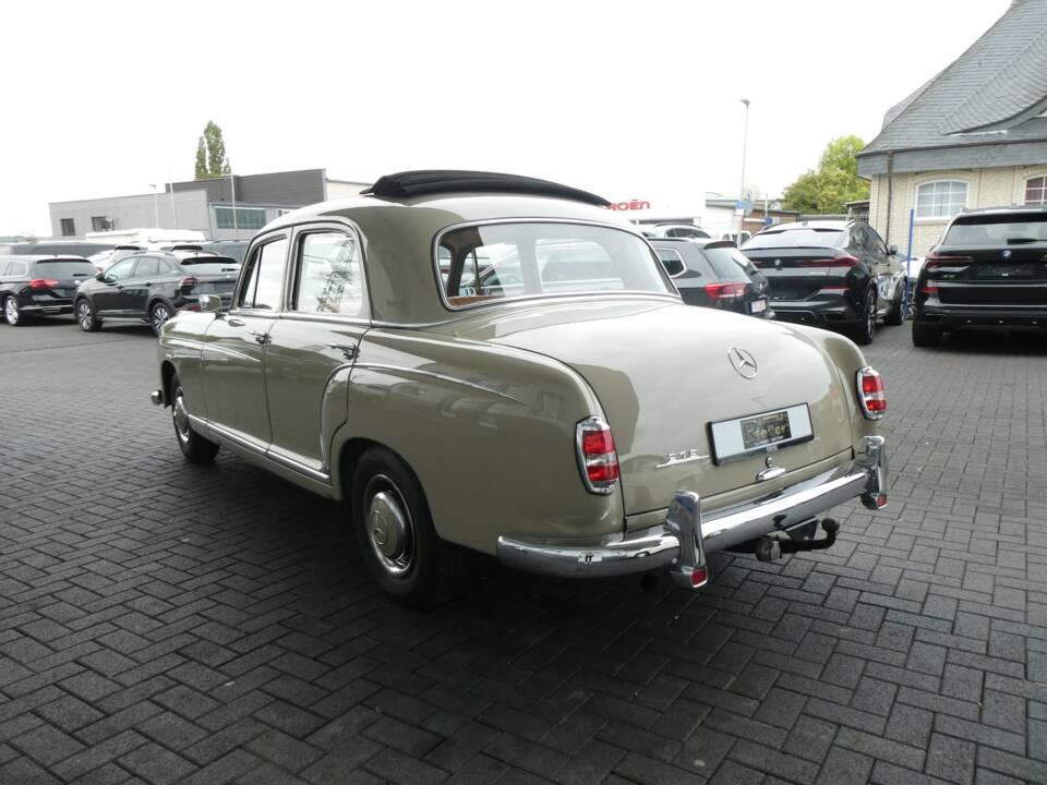 Image 6/25 of Mercedes-Benz 219 (1956)