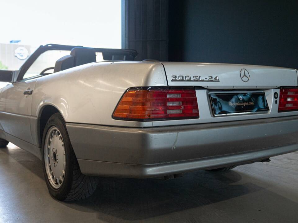 Image 5/14 of Mercedes-Benz 300 SL-24 (1991)