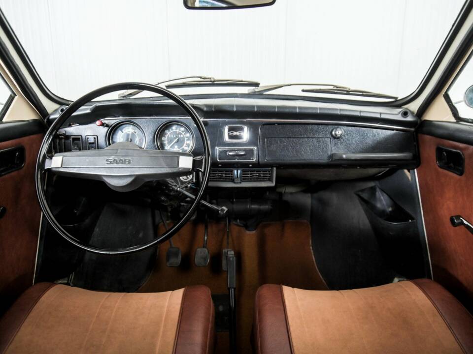 Image 7/50 de Saab 96 V4 (1971)