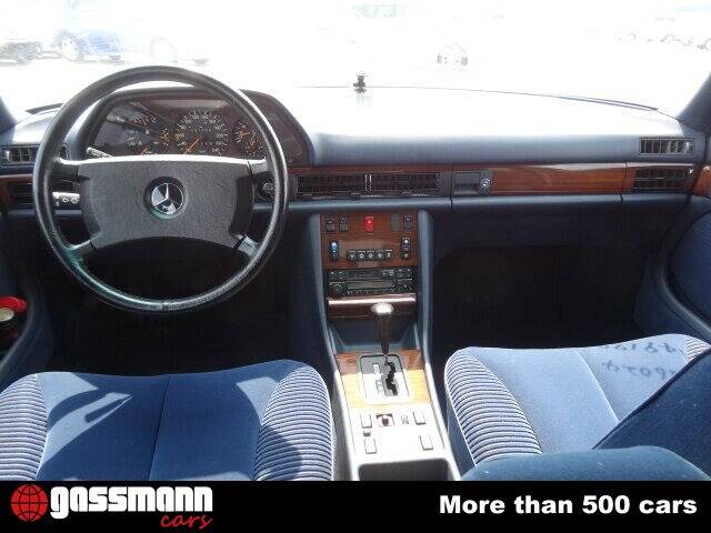 Bild 10/15 von Mercedes-Benz 300 SE (1991)
