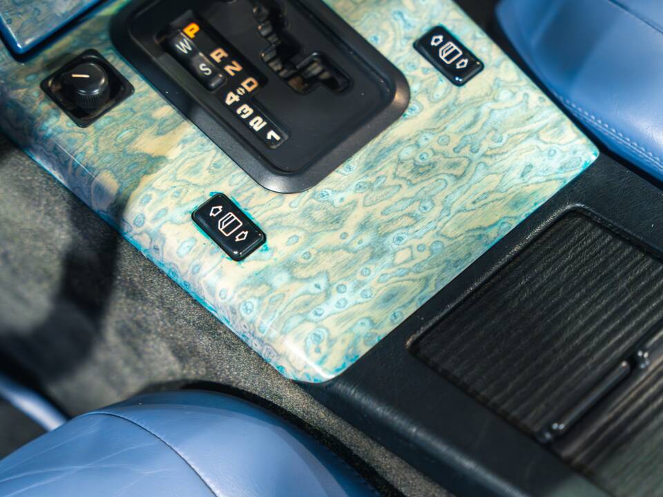 Image 24/35 of Mercedes-Benz SL 320 (1998)