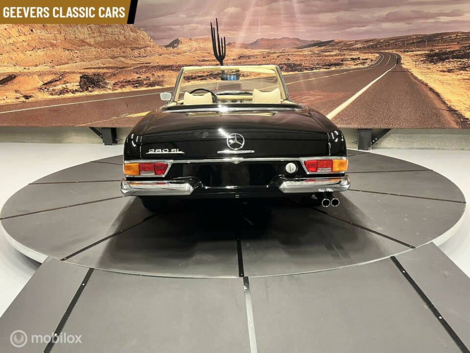 Image 41/46 de Mercedes-Benz 280 SL (1970)